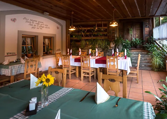 In Restavracija Pod Roglo Hotel Zreče
